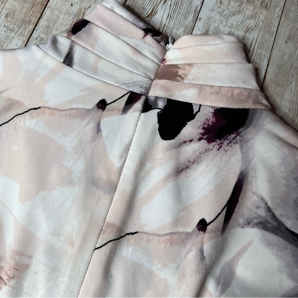 💚Calvin Klein sleeveless top - Picture 5 of 8